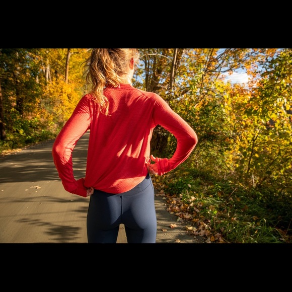 Tracksmith Allston Tights in Black - Picture 2 of 8